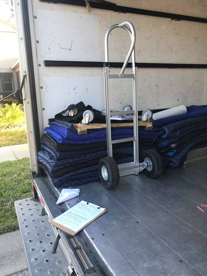 Professional Same Day Moving Team in Fort Meade, FL.