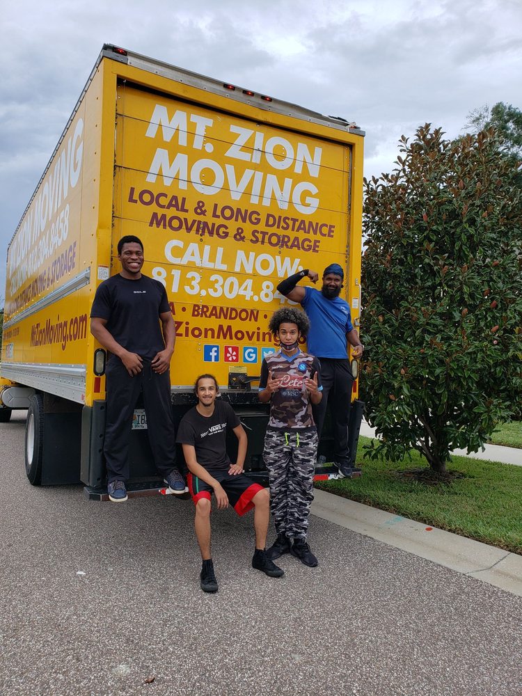 Hassle-free Same Day Moving in Dover, FL